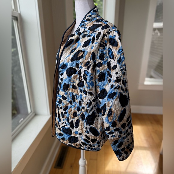 Alfred Dunner Navy Blue White Graphic Floral Quilted Jacket Lightweight Coat 14 - Picture 3 of 10
